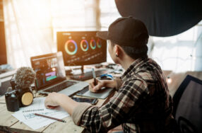 動画クリエイターになるには？必要なスキルや仕事の取り方まで解説！