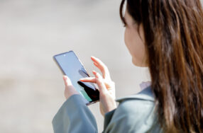 【2025年最新版】超簡単！LINEで5分以上の長い動画を送る方法