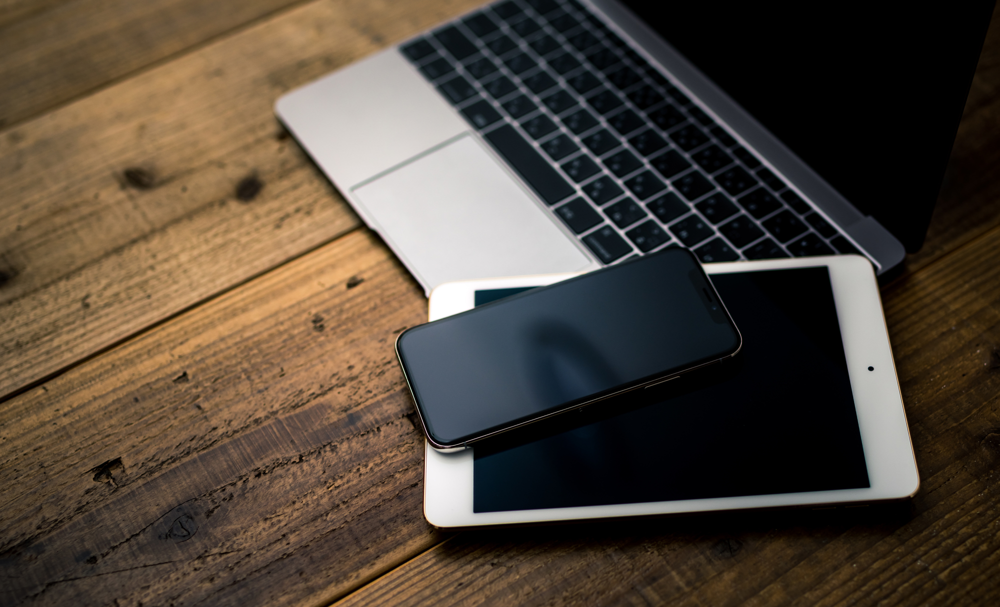 デバイス別の画面サイズ変更方法