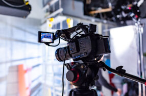 【初心者必見】一本の動画制作に必要な費用｜安く抑える方法まで解説