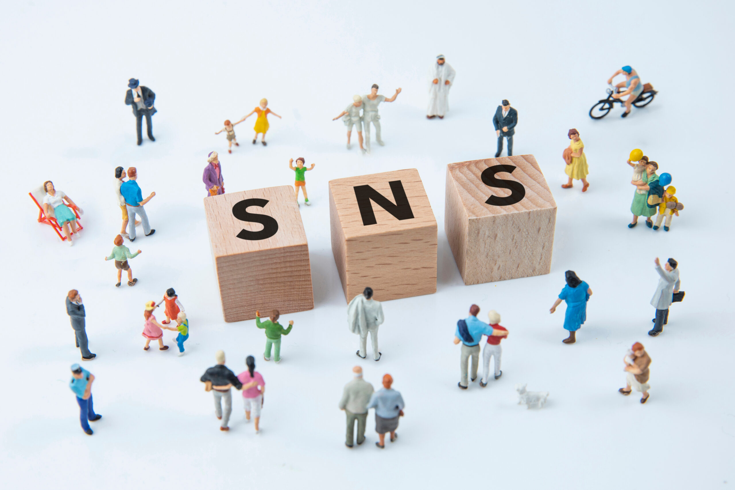 主要SNSプラットフォーム別 | 動画広告戦略