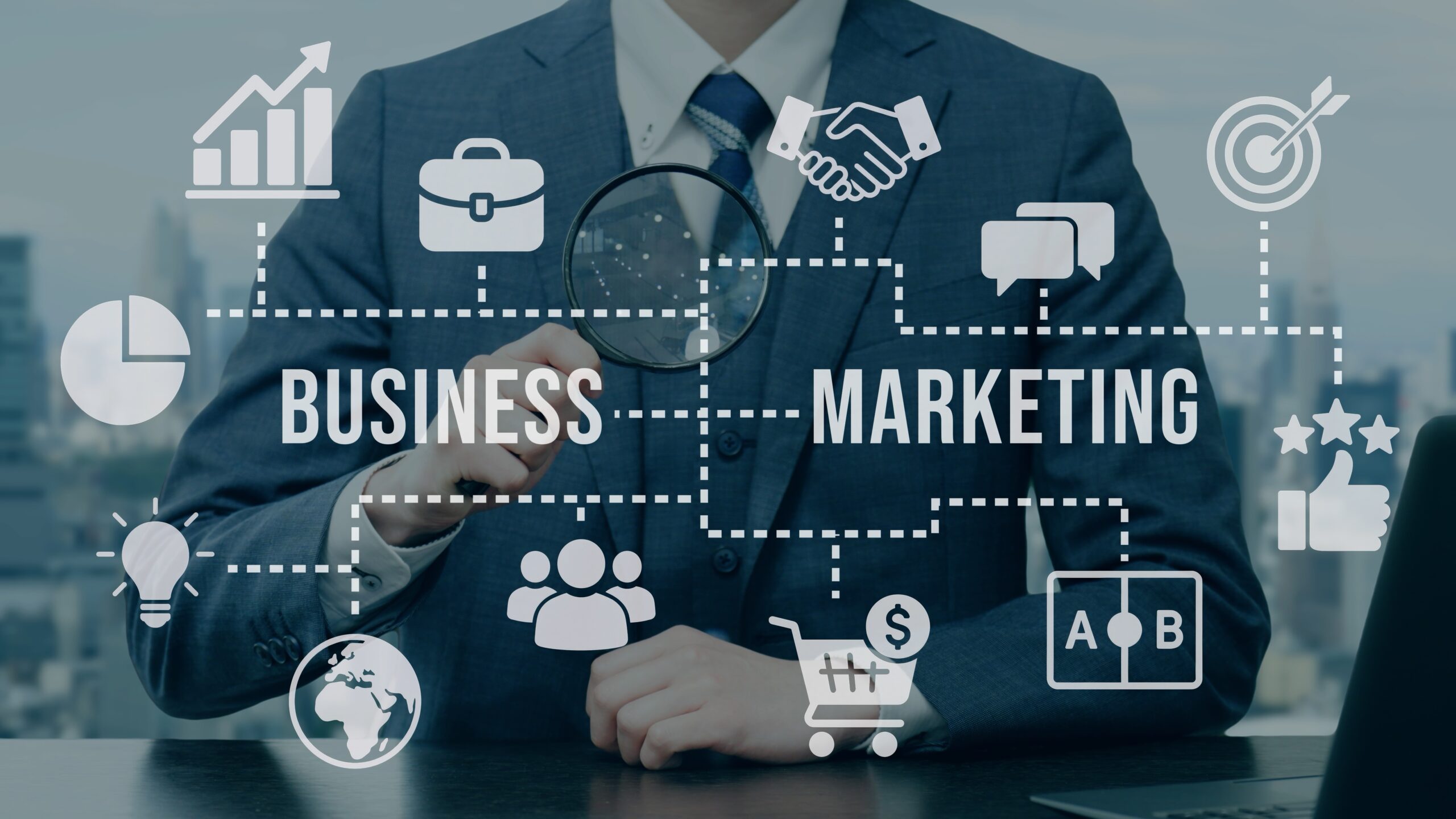 SNS動画広告を制作・運用する際は、まずターゲットを明確にし、広告の目的に応じた適切な媒体や配信フォーマットを選択する